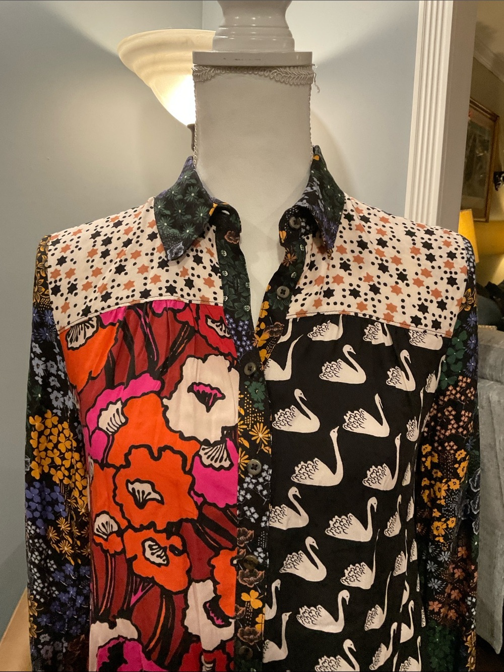 Anthropologie Maeve The Paz Abstract Blouse Sz XS MSRP $118 - Picture 3 of 9